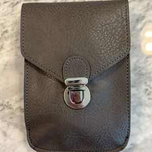 Crossbody cell phone bag